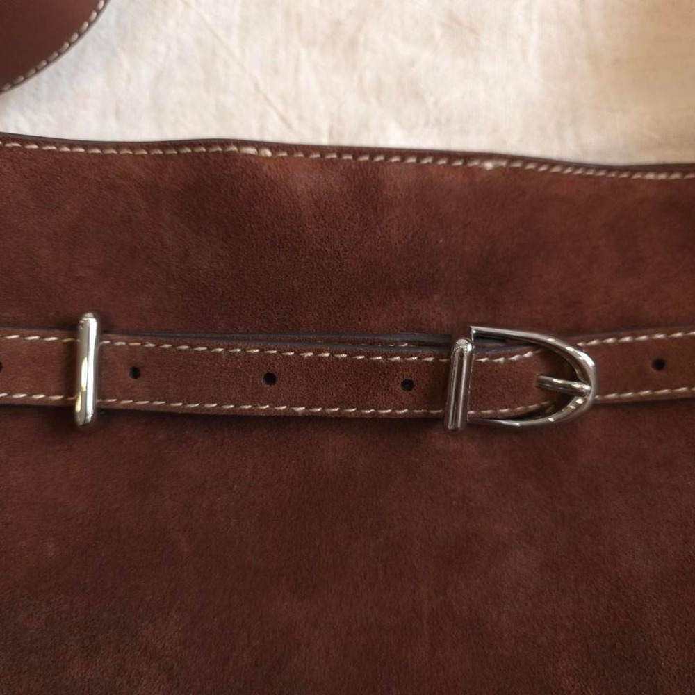 Madewell The Essential Belted Bucket Tote Brown suede belt bag - Picture 2 of 8
